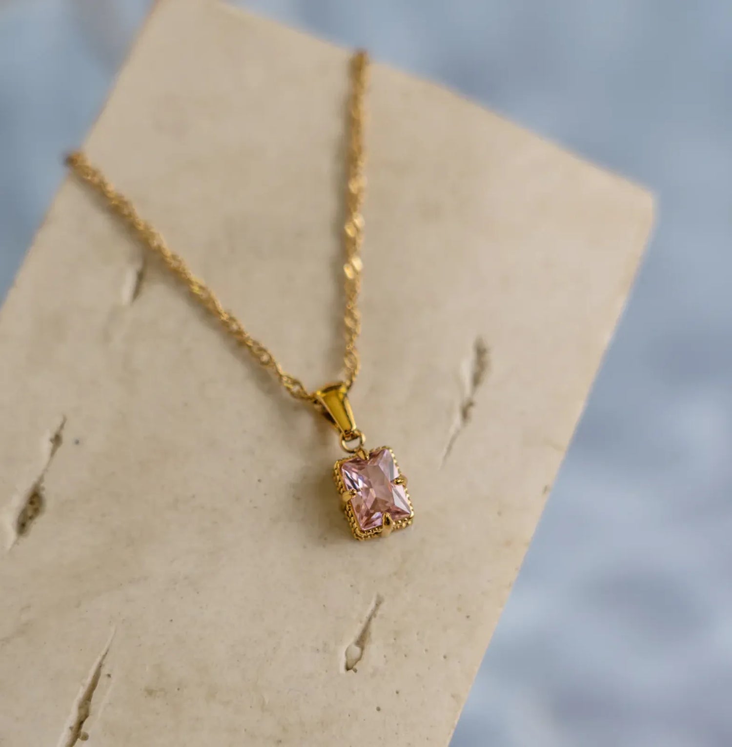 Elodie Rose Quartz Gold Necklace