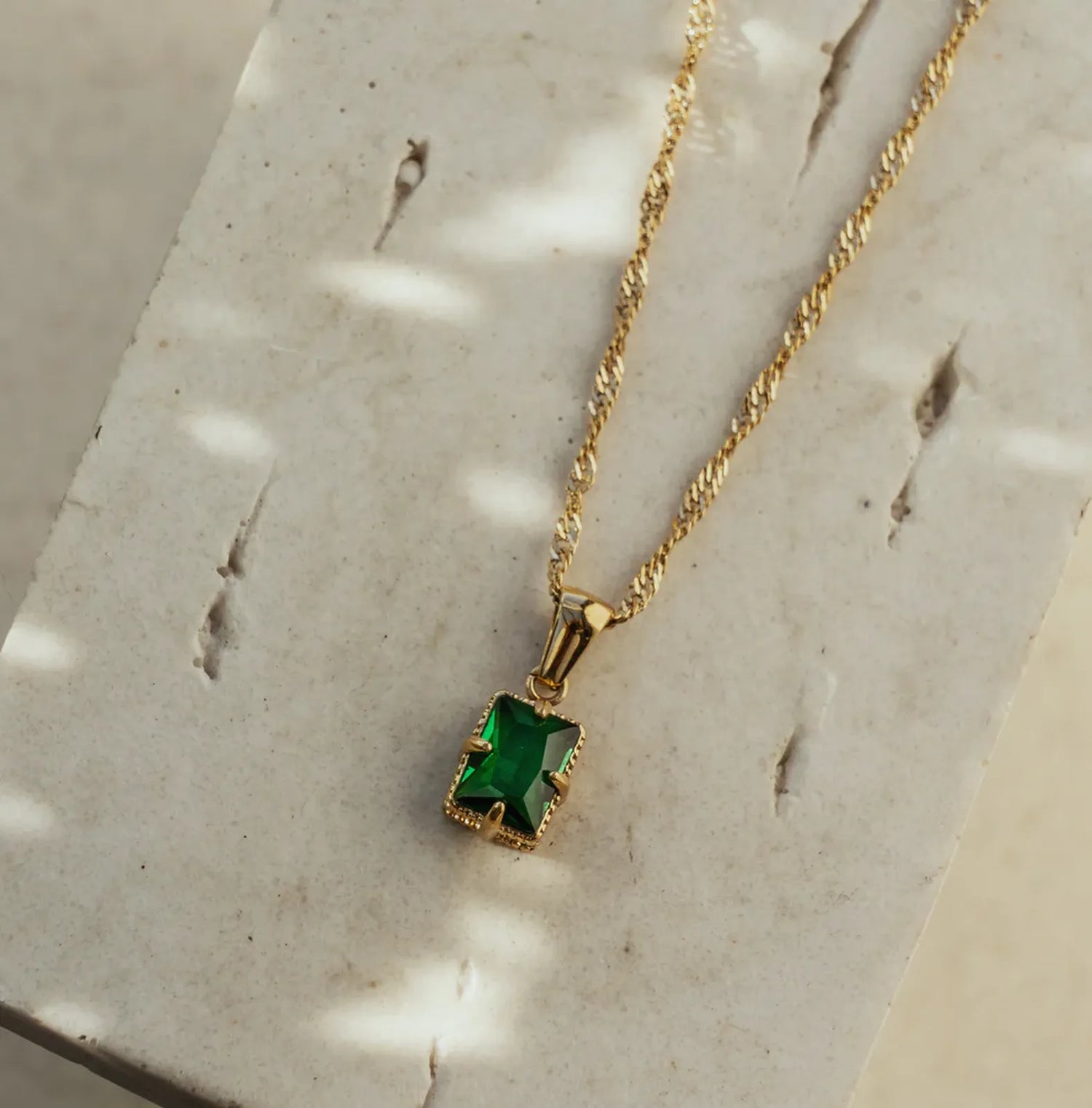 Elodie Emerald Necklace