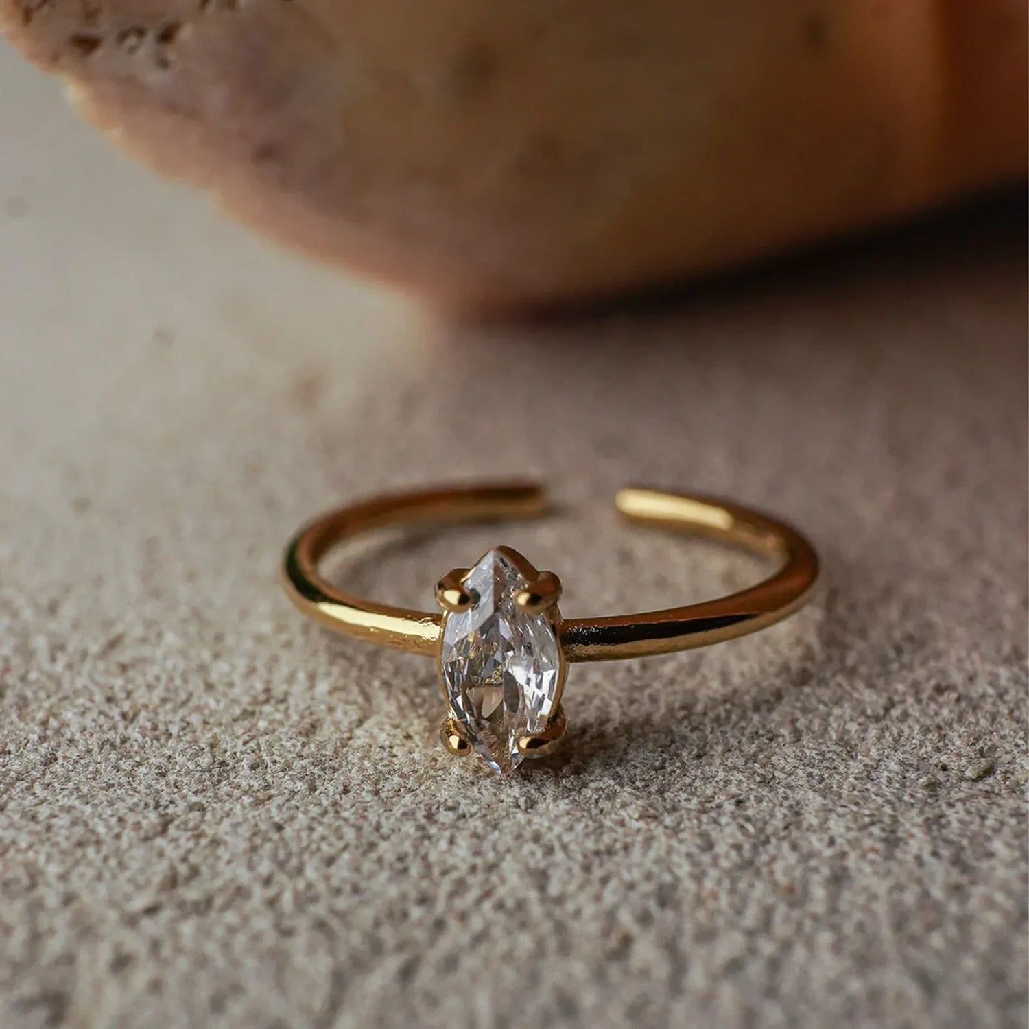 Martyna Gem Ring Clear