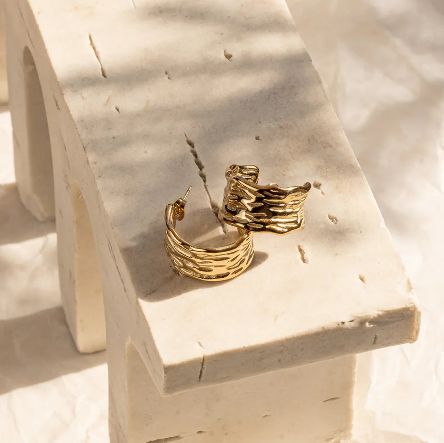 Elina Necklace