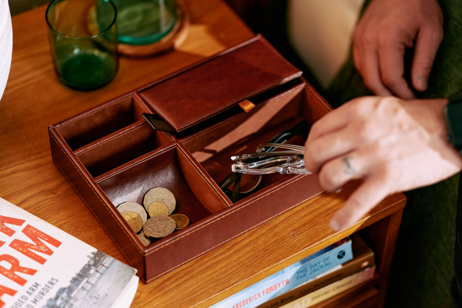 Gentlemans - Nightstand Tray