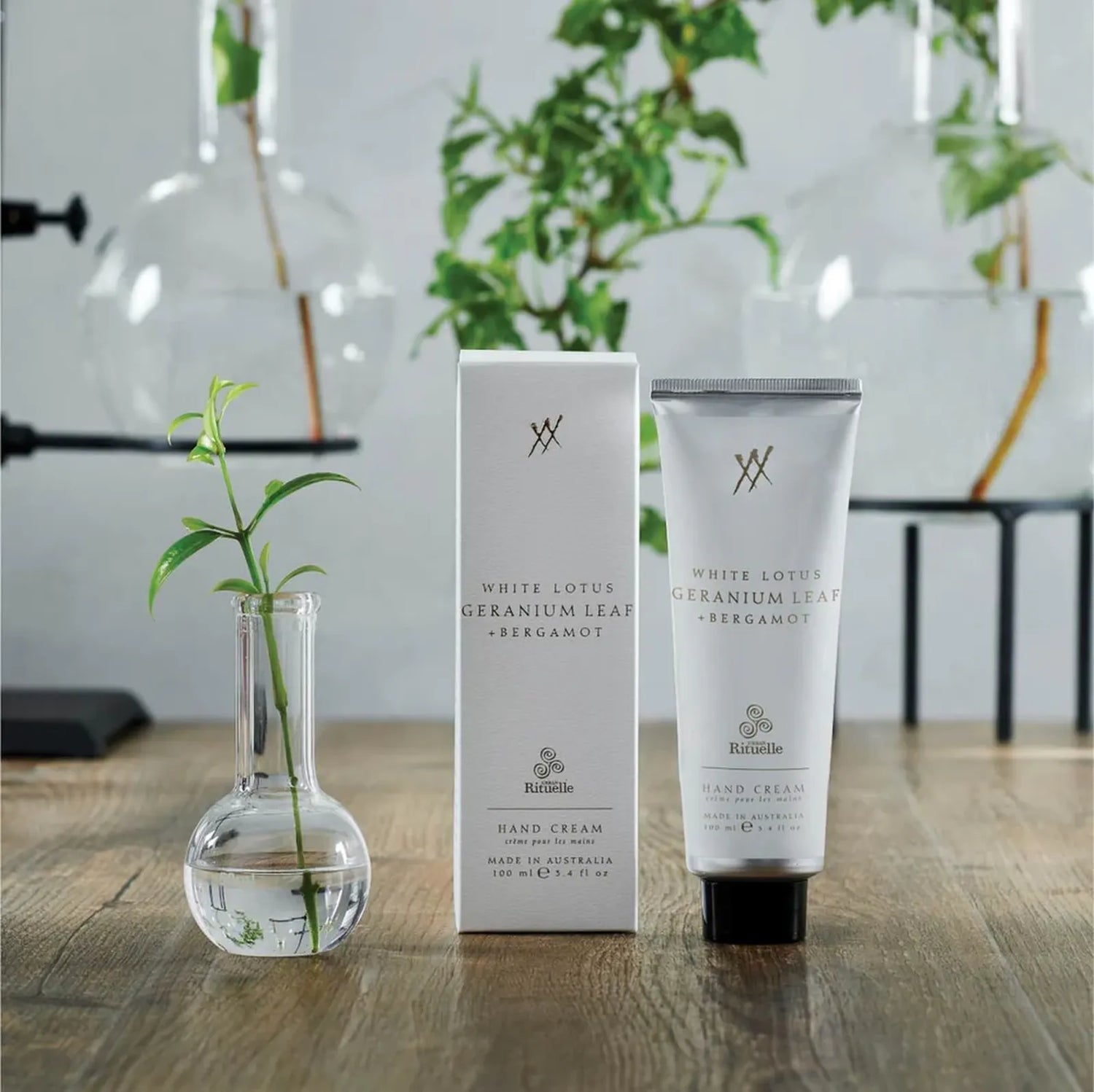 White Lotus, Geranium Leaf & Bergamot Hand Cream | Urban Rituelle