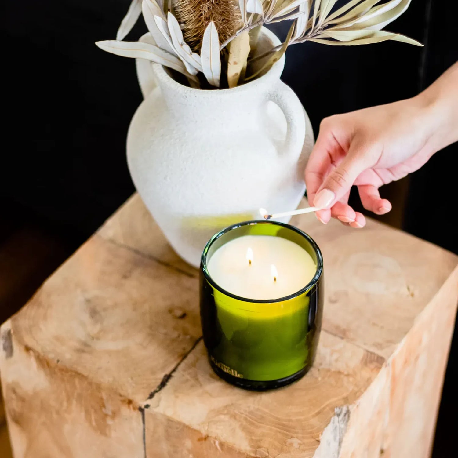 Urban Rituelle Scented Soy Candle 400gm - Lemongrass, Lemon Myrtle, Grapefruit & Eucalyptus