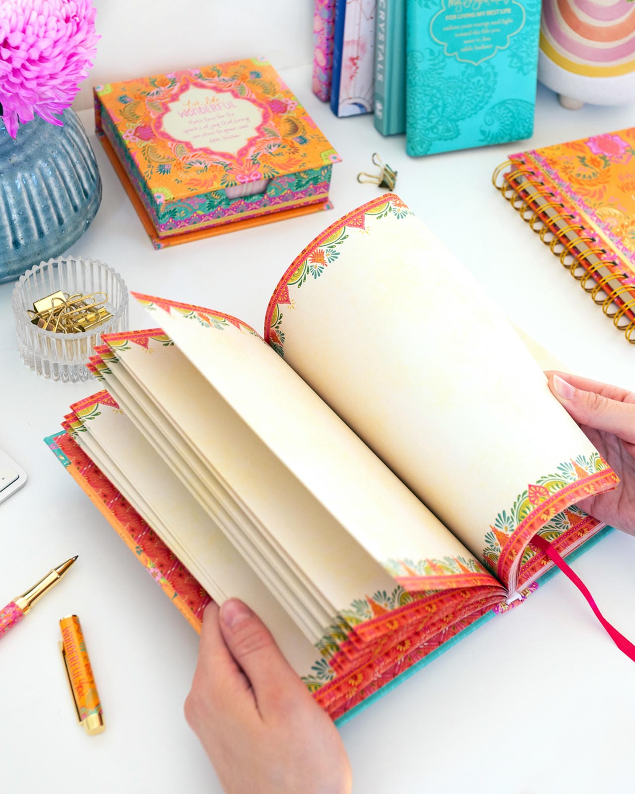 Live Life Wonderful Journal